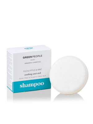 Ontdek de soothing anti itch shampoo bar van Green People - Eucalyptus en Munt - Nu bij Amanvida verkrijgbaar!